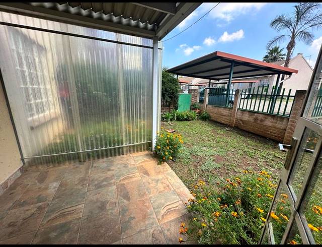3 BEDROOM APARTMENT FOR SALE IN BARTLETT